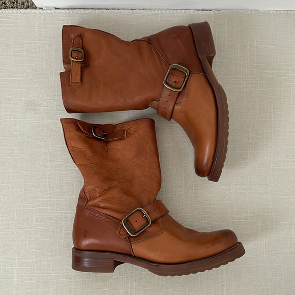 FRYE Veronica Short in Whiskey leather - Picture 7 of 8